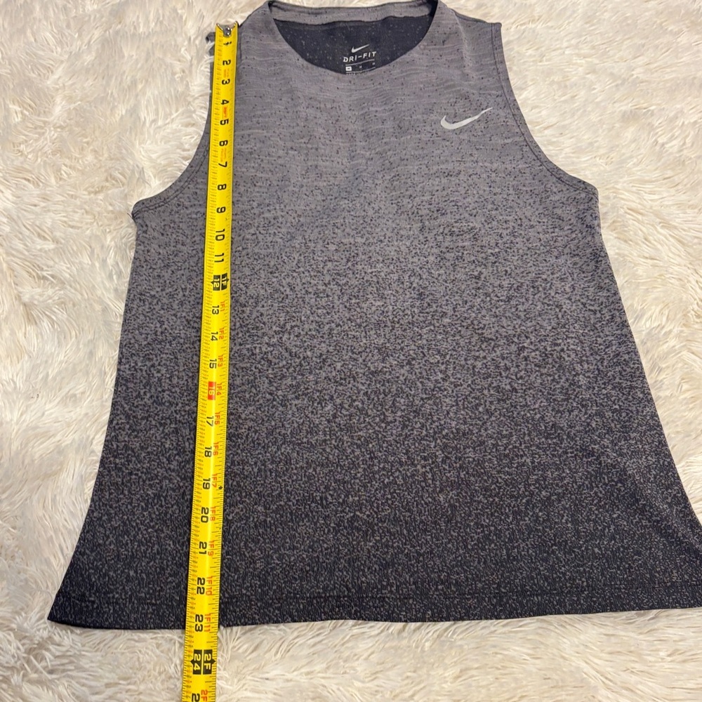 Nike Women’s Medalist Dri-fit Running tank Gray & Black size medium - Picture 4 of 10